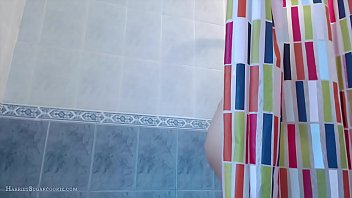 Harriet Sugarcookie plays in the shower
